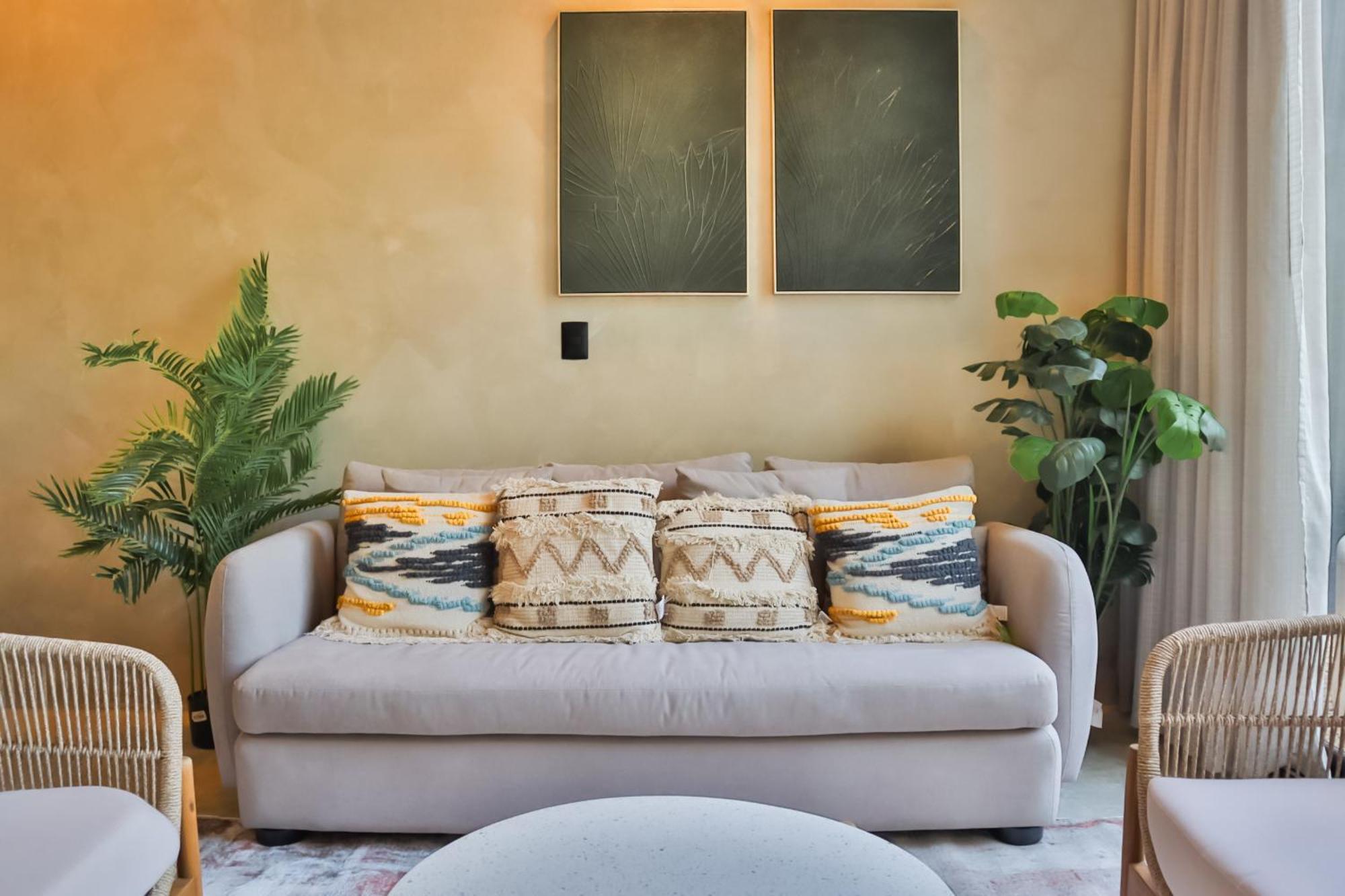 Apartamento Quiet 4br Townhouse With Private Pool, Roof, Patio *