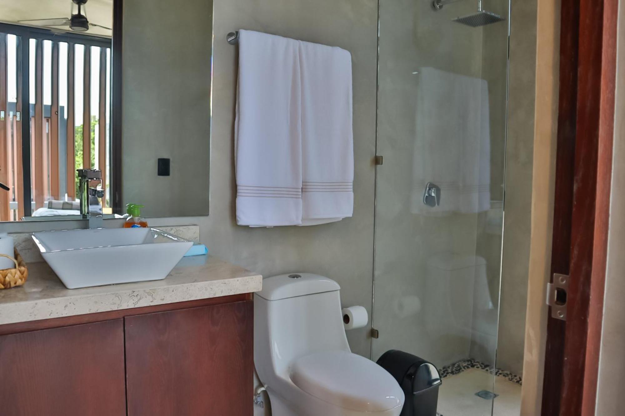 Quiet 4br Townhouse With Private Pool, Roof, Patio Apartamento Tulum