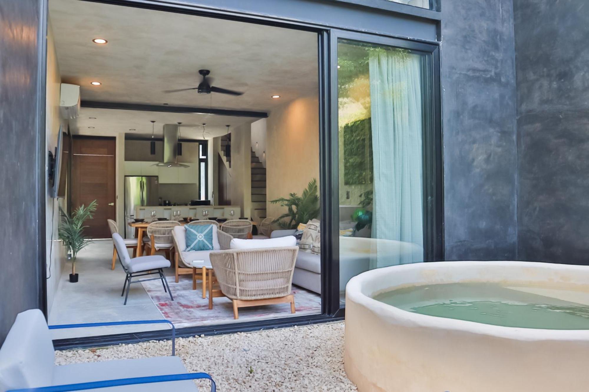 Apartamento Quiet 4br Townhouse With Private Pool, Roof, Patio *