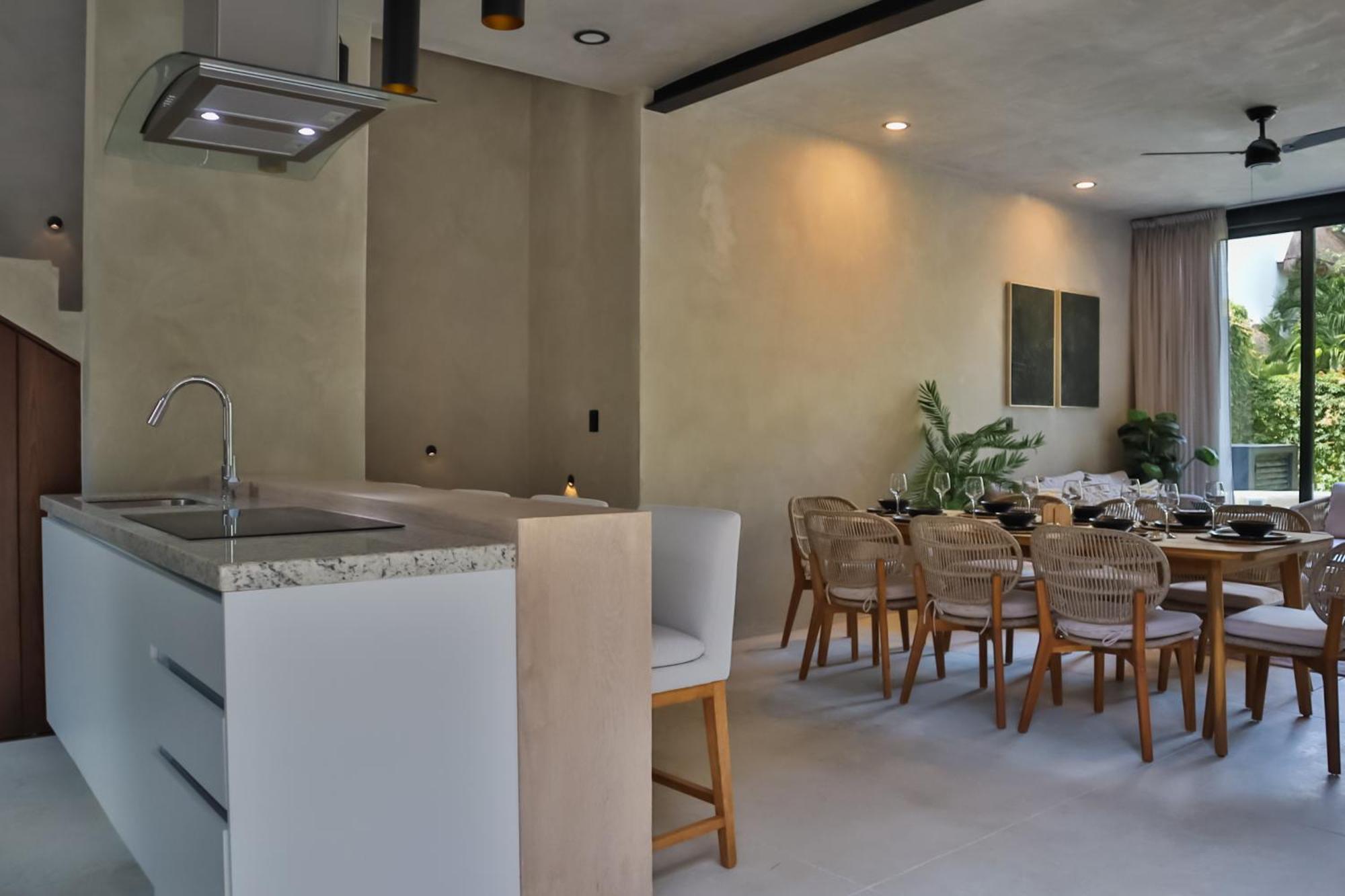 Apartamento Quiet 4br Townhouse With Private Pool, Roof, Patio