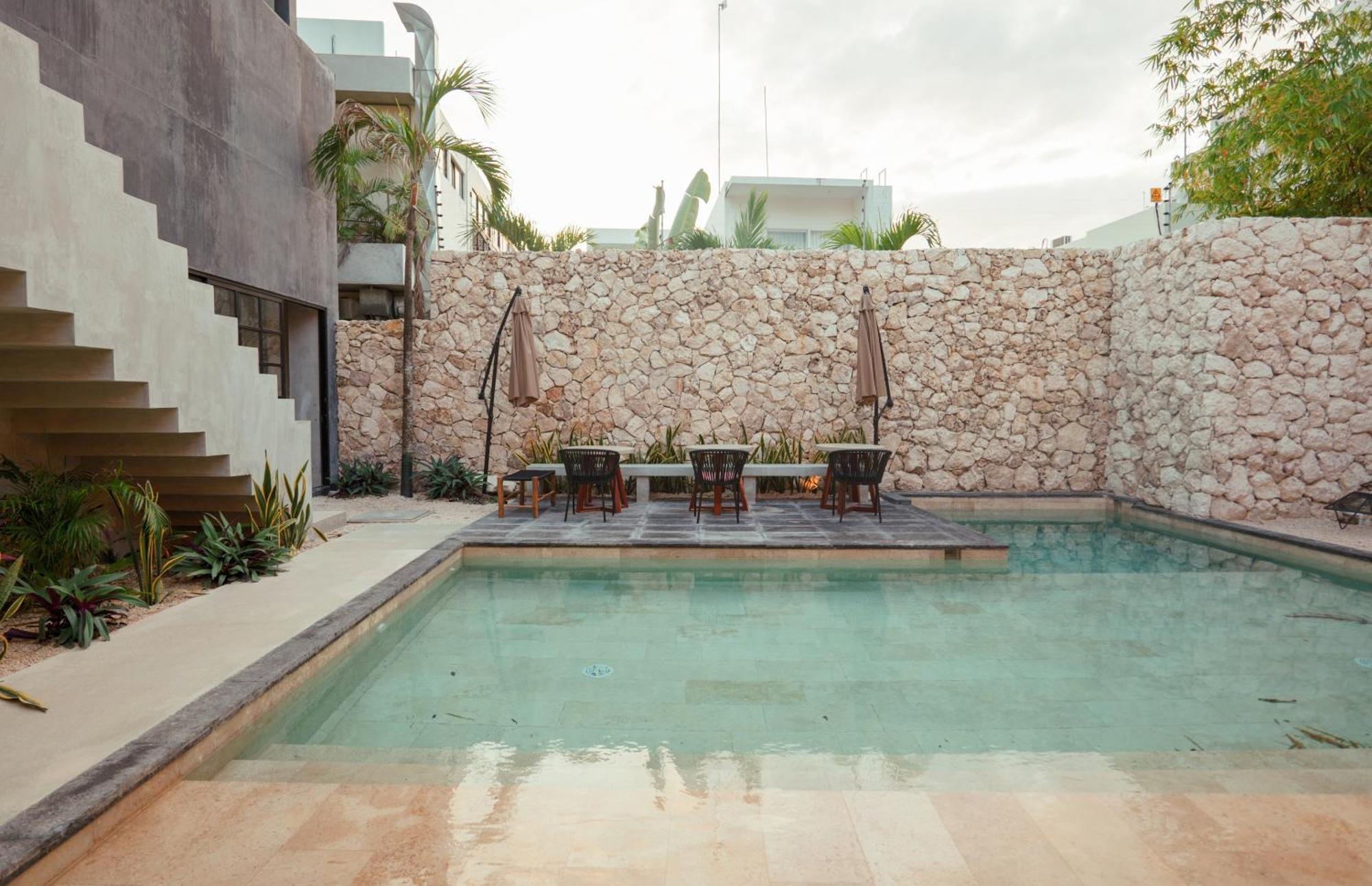 Turquoise (adults Only) 3*