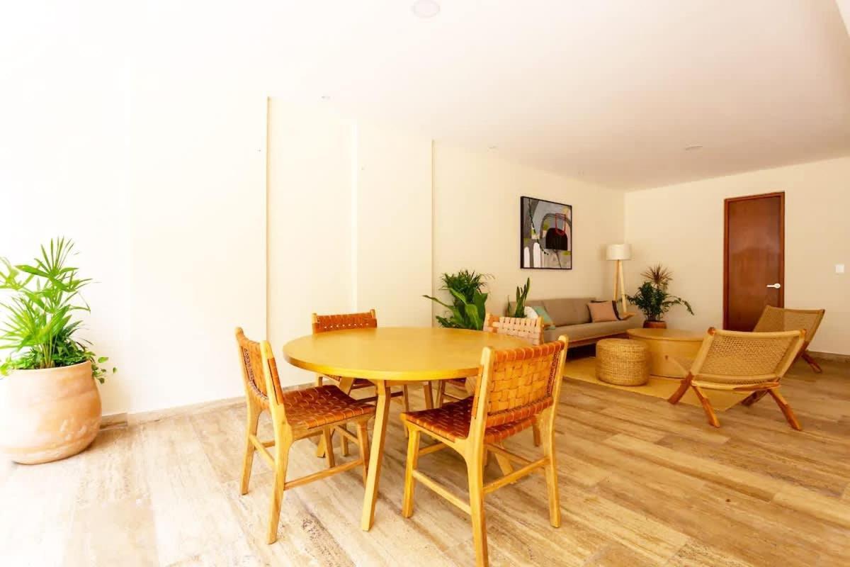 Сasa de vacaciones Stunning 2 Bedroom At With Infinity And Jacuzzi By Waves Management *