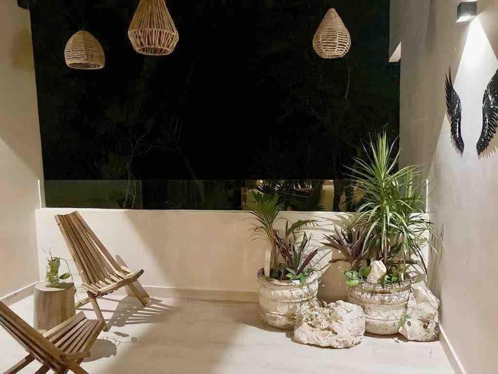 Stunning 2 Bedroom At With Infinity And Jacuzzi By Waves Management Сasa de vacaciones Tulum