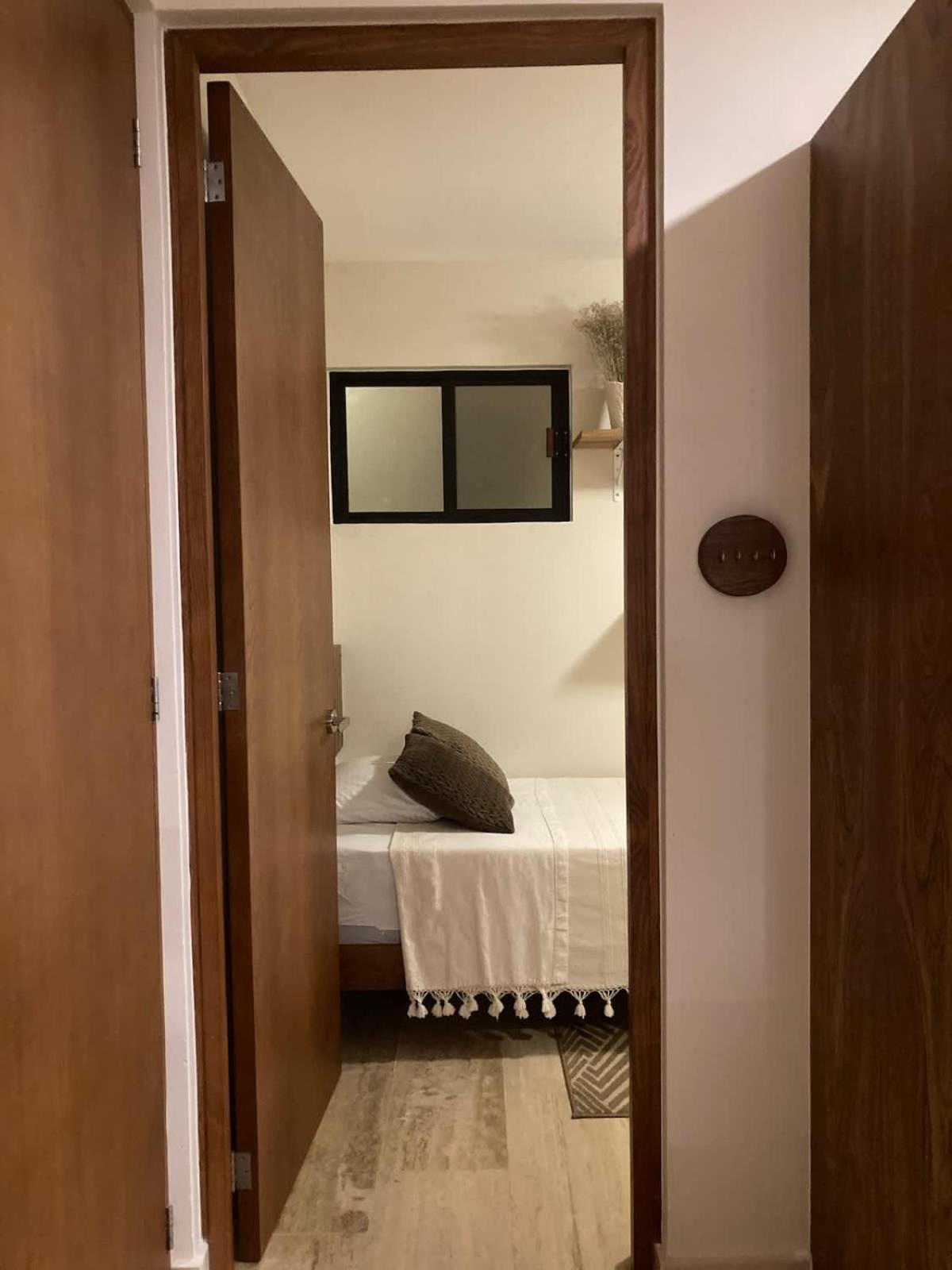 Stunning 2 Bedroom At With Infinity And Jacuzzi By Waves Management Сasa de vacaciones