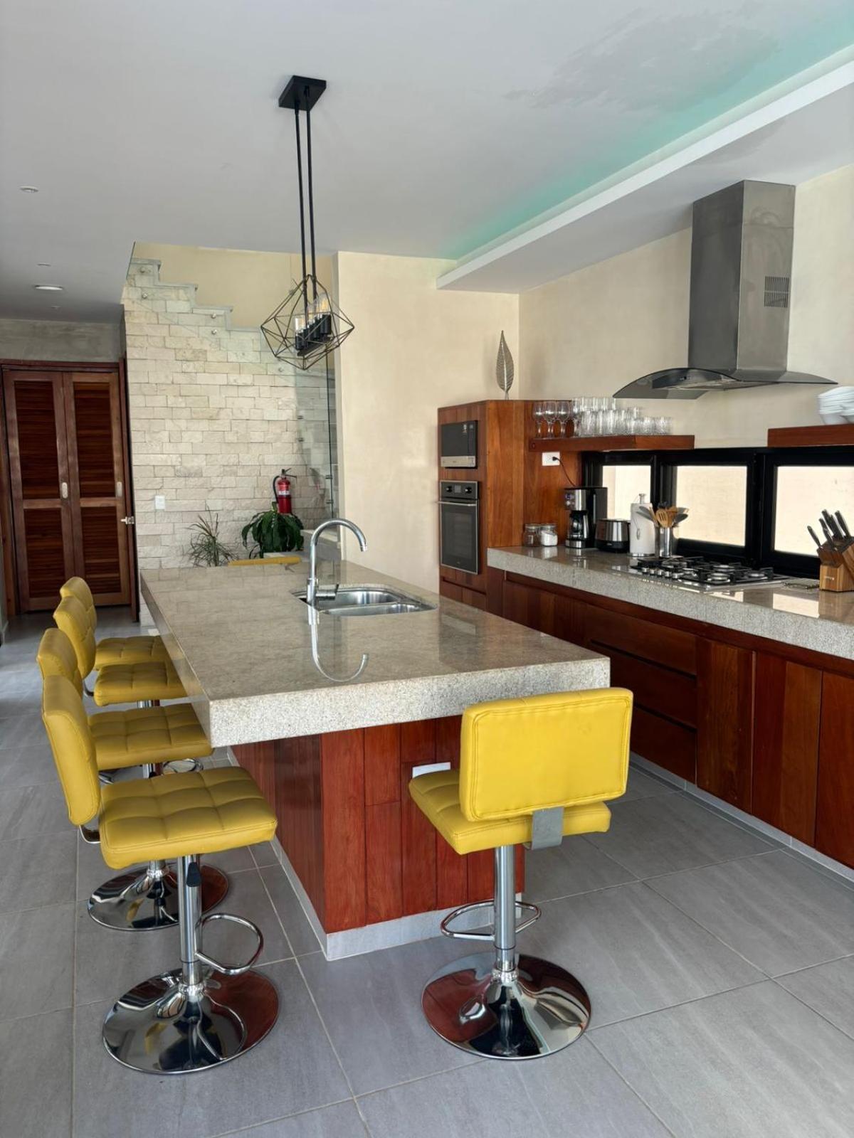 Private Karol For10-bbq-5 Beds-pool-parking Villa