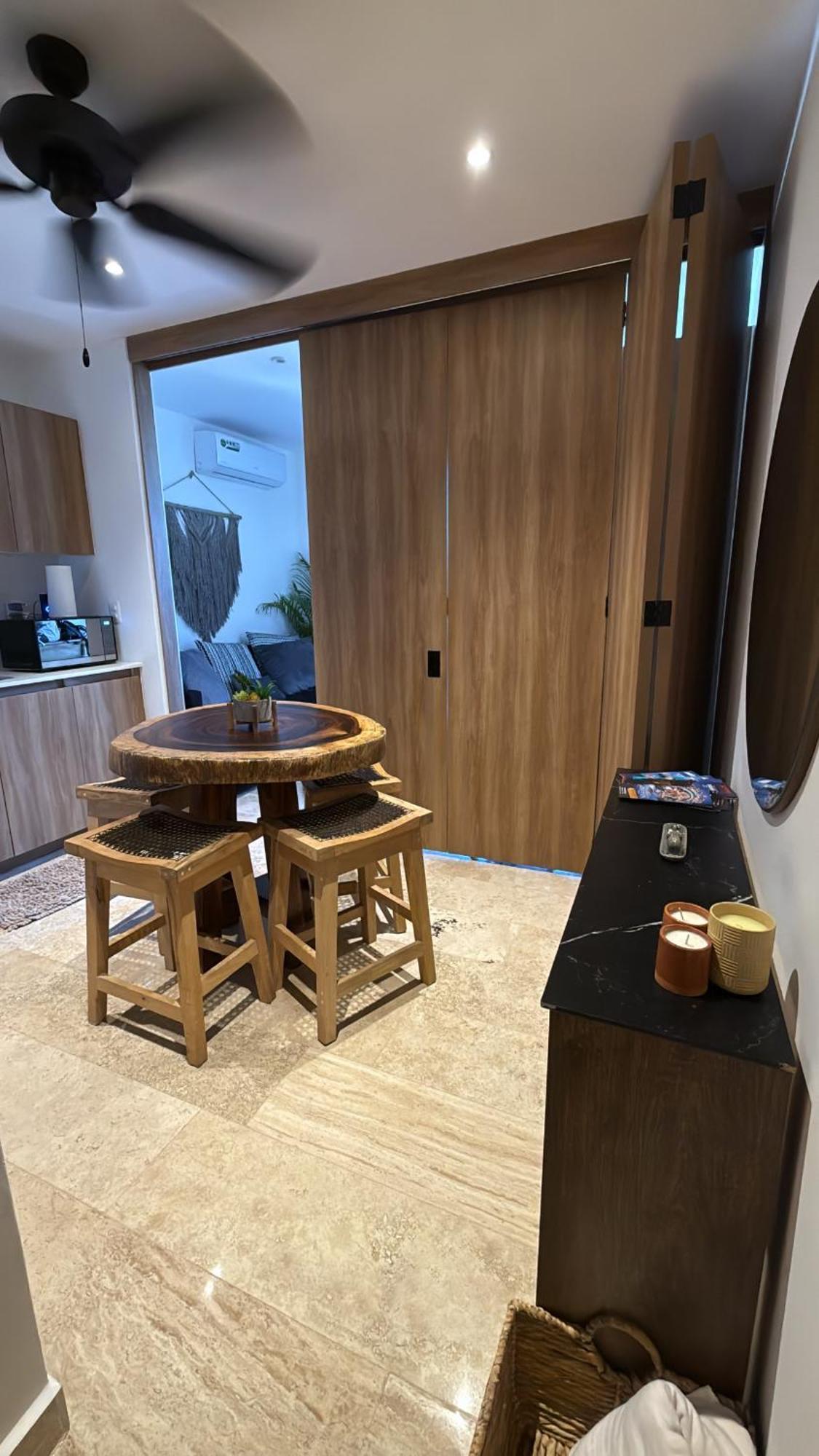 Penthouse Cerca De La Playa Apartamento