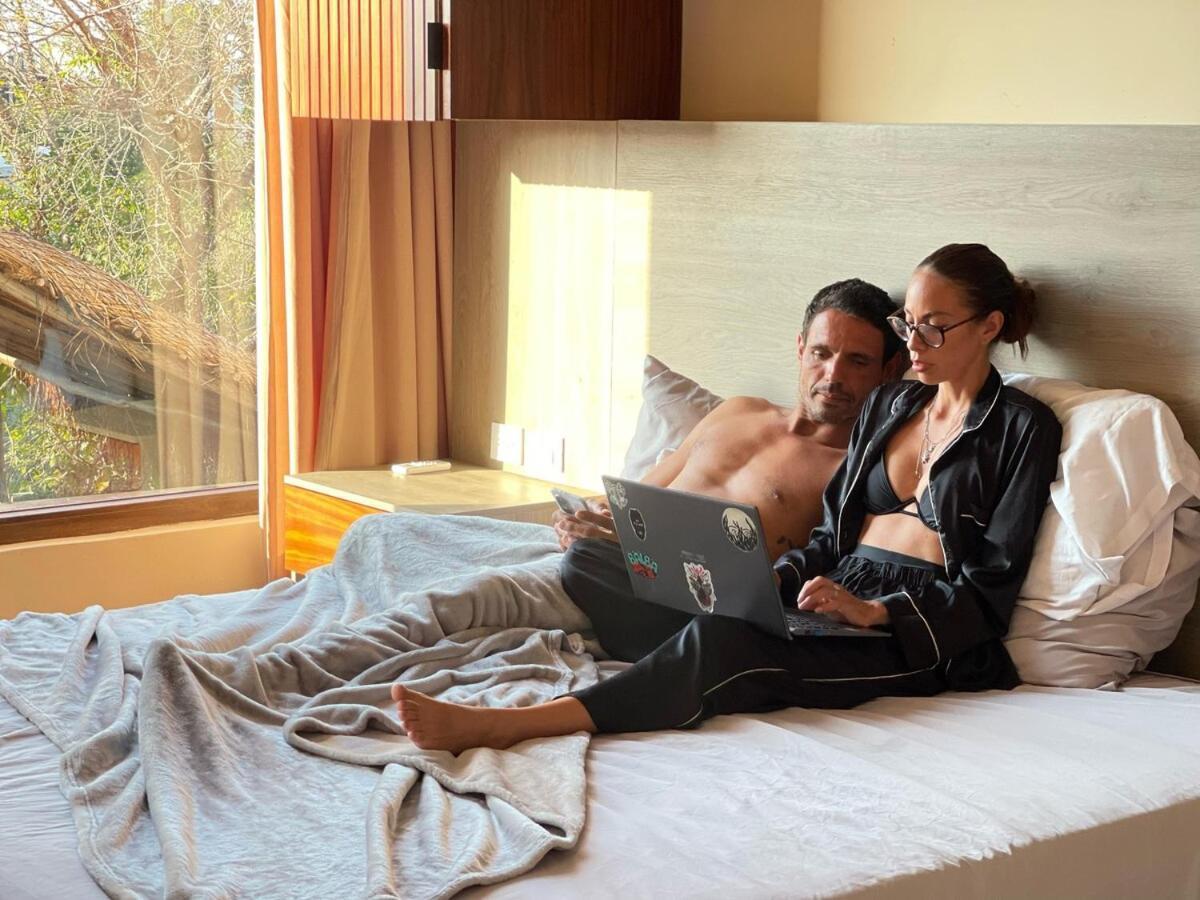 Flirt And Chill Sunrise Haven Apartamento *