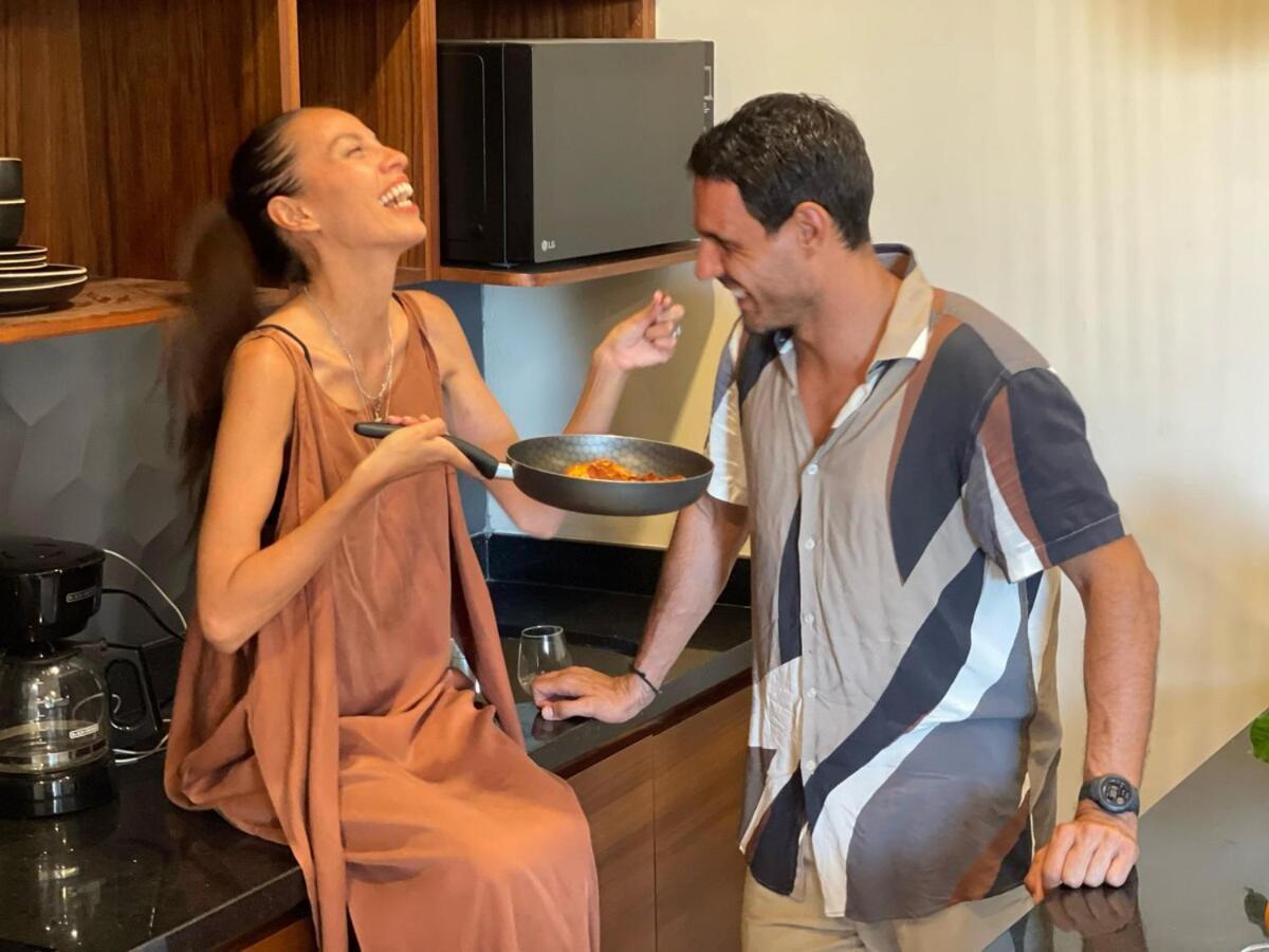 Flirt And Chill Sunrise Haven Apartamento