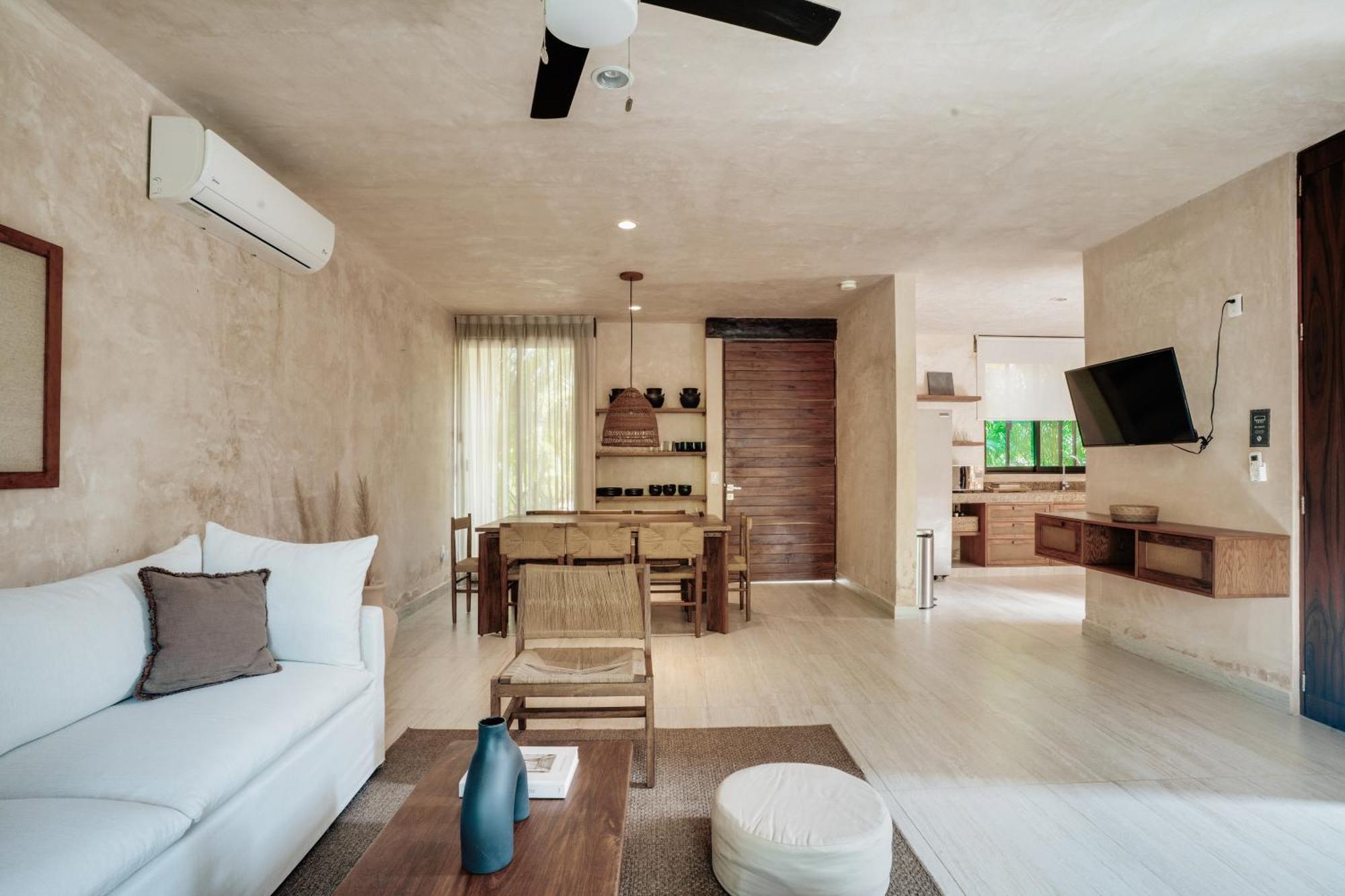 Buena Casa Tulum, Private With Pool, Housekeeper, & Breakfast