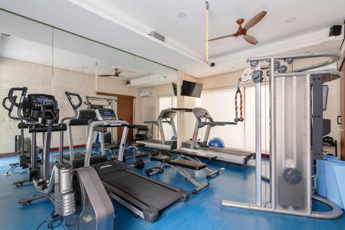 Villa 9br Luxury Aldea Zama, Private Pools & Gym! Tulum