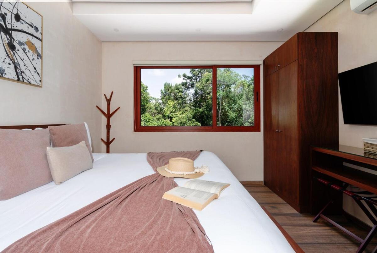9br Luxury Aldea Zama, Private Pools & Gym! Villa