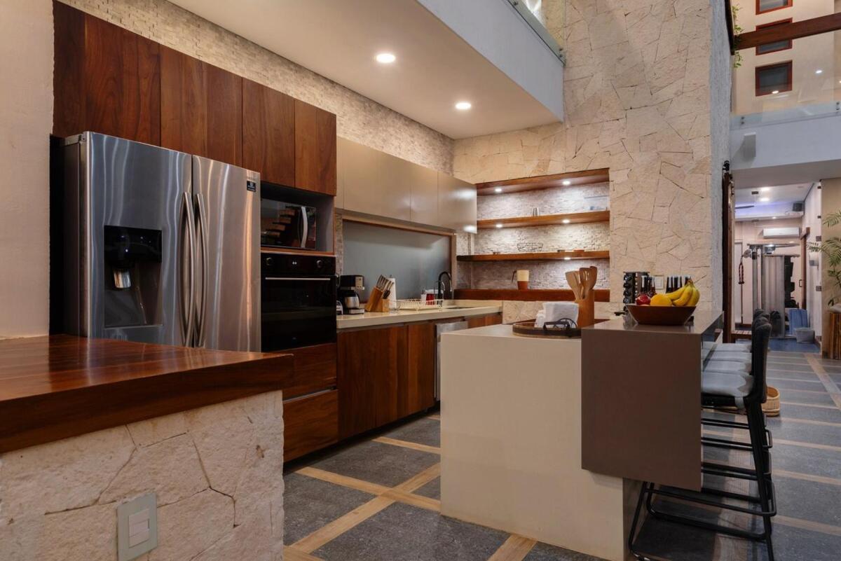 9br Luxury Aldea Zama, Private Pools & Gym! Tulum