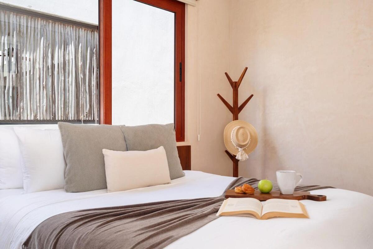 Villa 9br Luxury Aldea Zama, Private Pools & Gym! Tulum