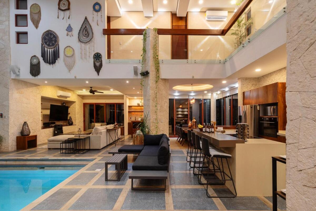 Villa 9br Luxury Aldea Zama, Private Pools & Gym!