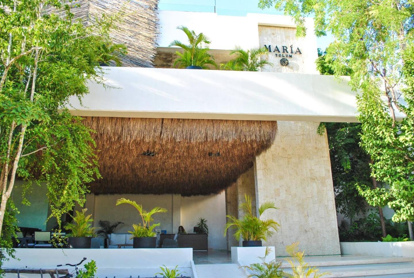 Apartamento Upscale Desirable Location *