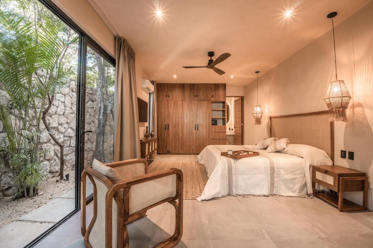 With 2 Pools With Security Guard For 10 Guests Tulum