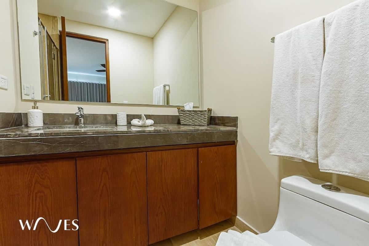 Luxury 1br - Rooftop Paradise With Pool & Jacuzzi