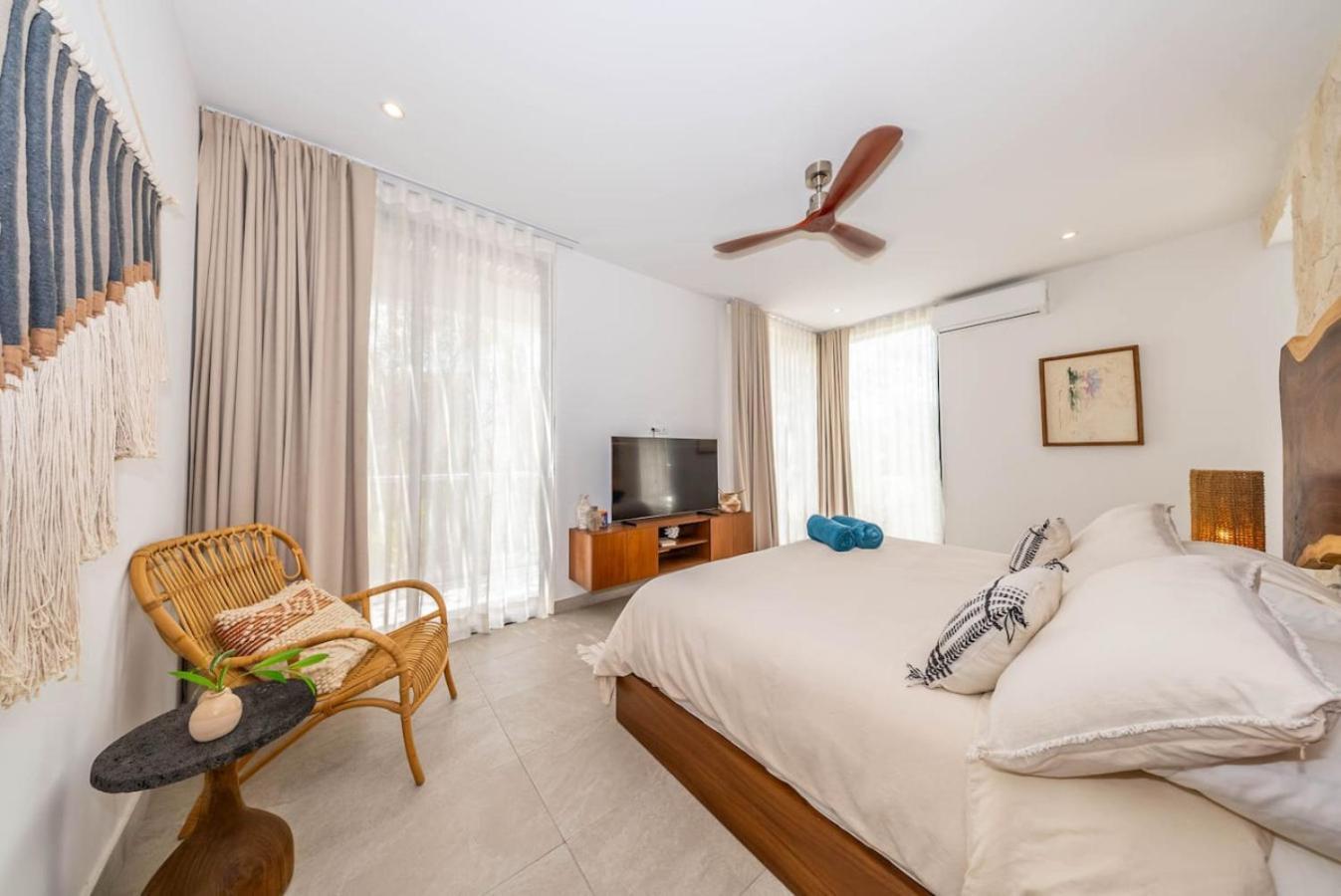 Casa Mila 4bdr Luxury 24-7 Security