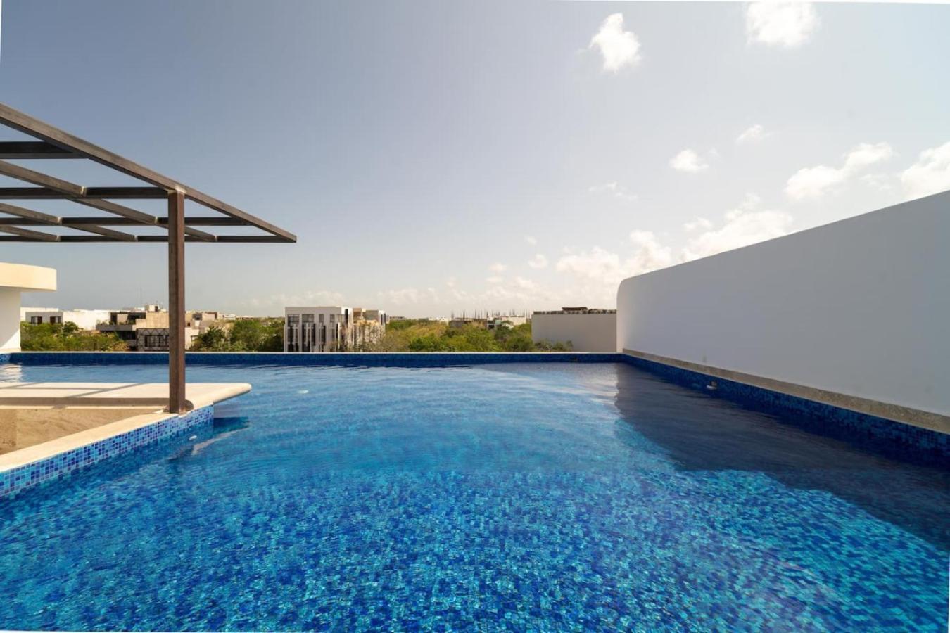 Lux W Private Plunge Pool Gym Lik Zama Holiday home *