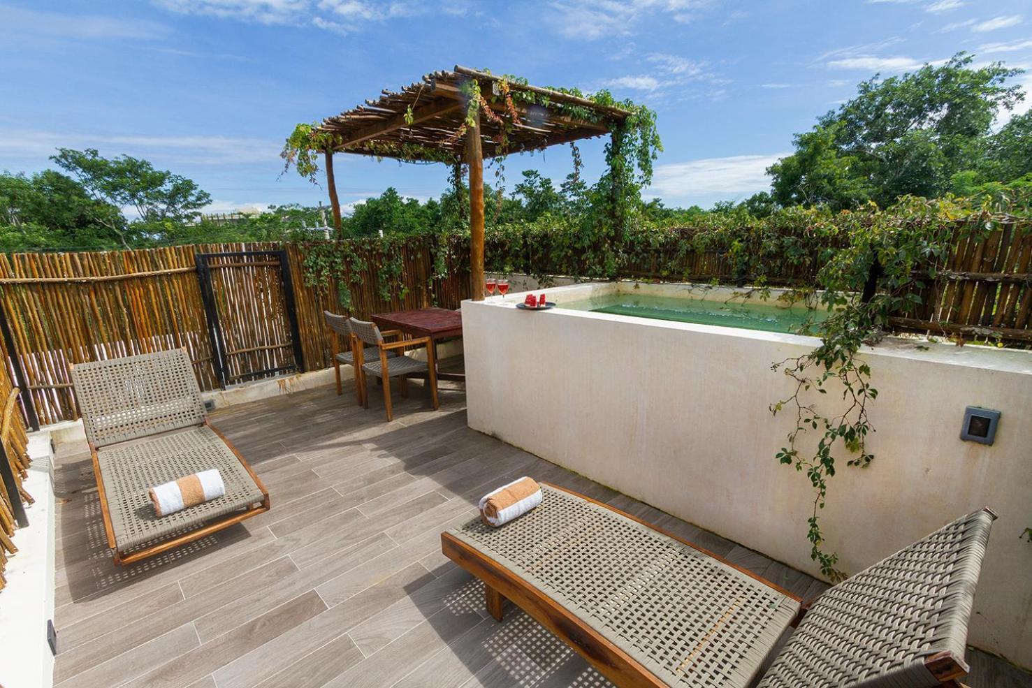 Illuminated Space & Private Pool Tulum