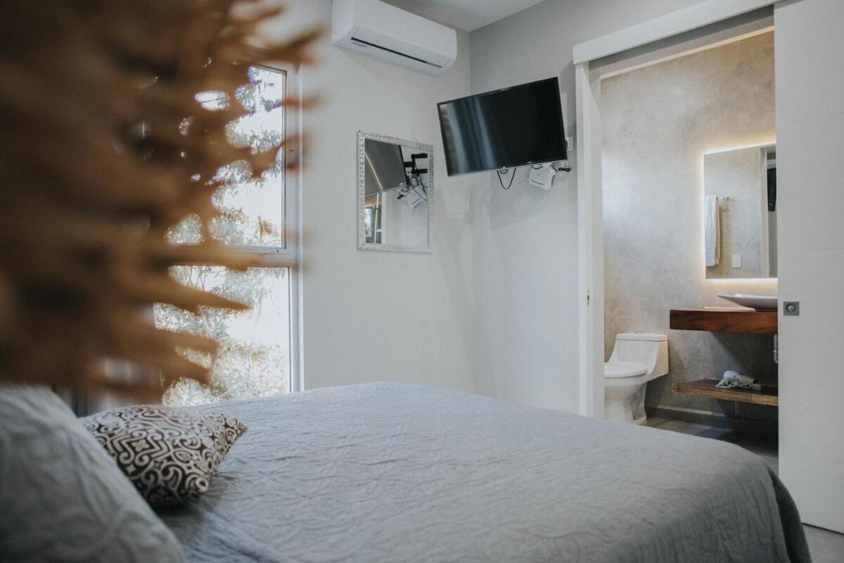 Villa Tulum, 6 Bedrooms In Paradise