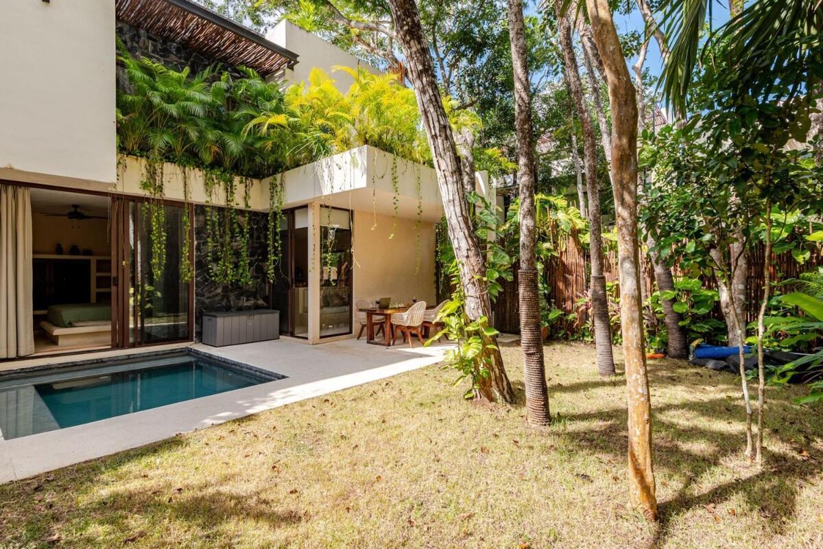 W Private Pool Ideal For Families Y Friends Holiday home