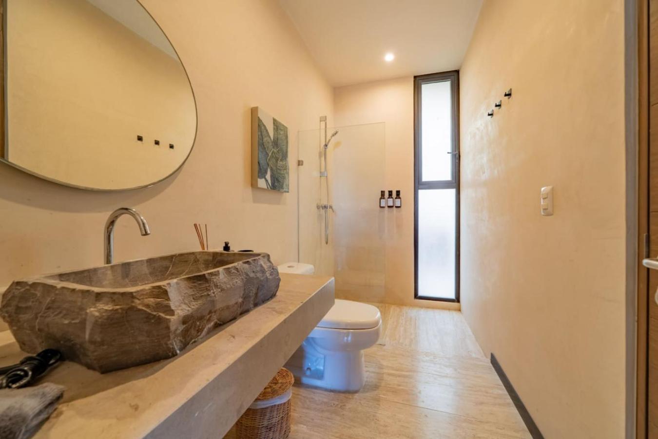 Ophelia Luxury 1 Bedroom *