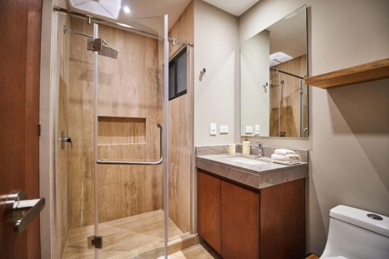 Apartamento Luxury 2bd Rooftop Pool Jacuzzi Gym Sauna Y