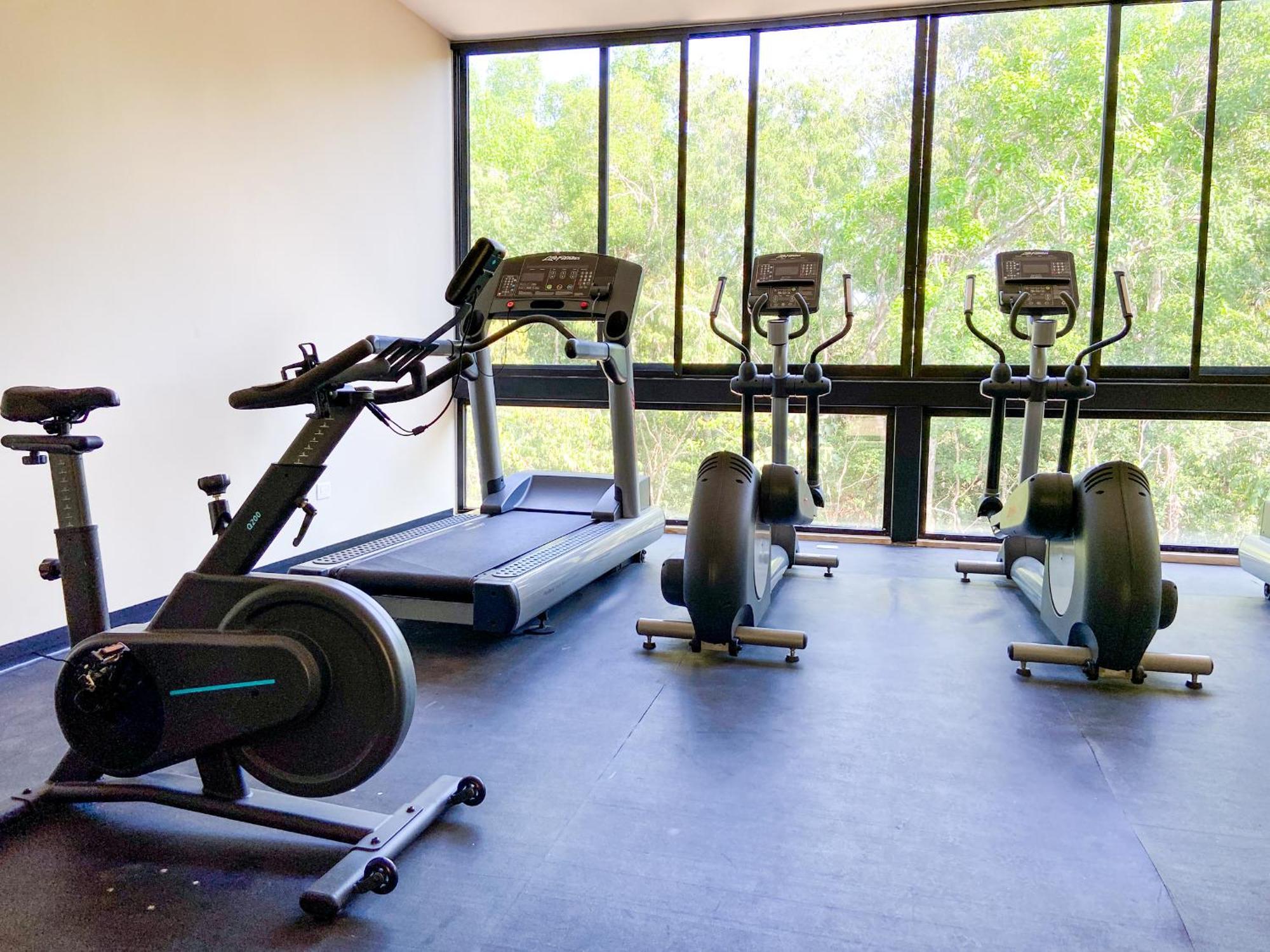 Stylish 1br With Pool Gym Reception Pet Friendly