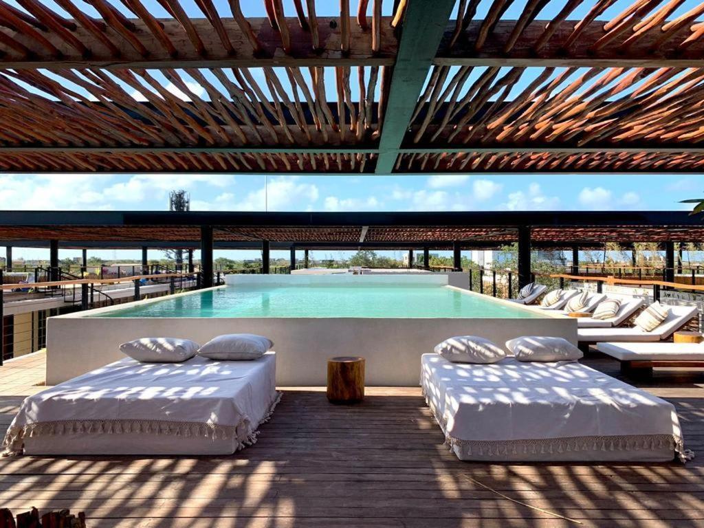 Vibe - Stylish 2br Ph With Private Pool *