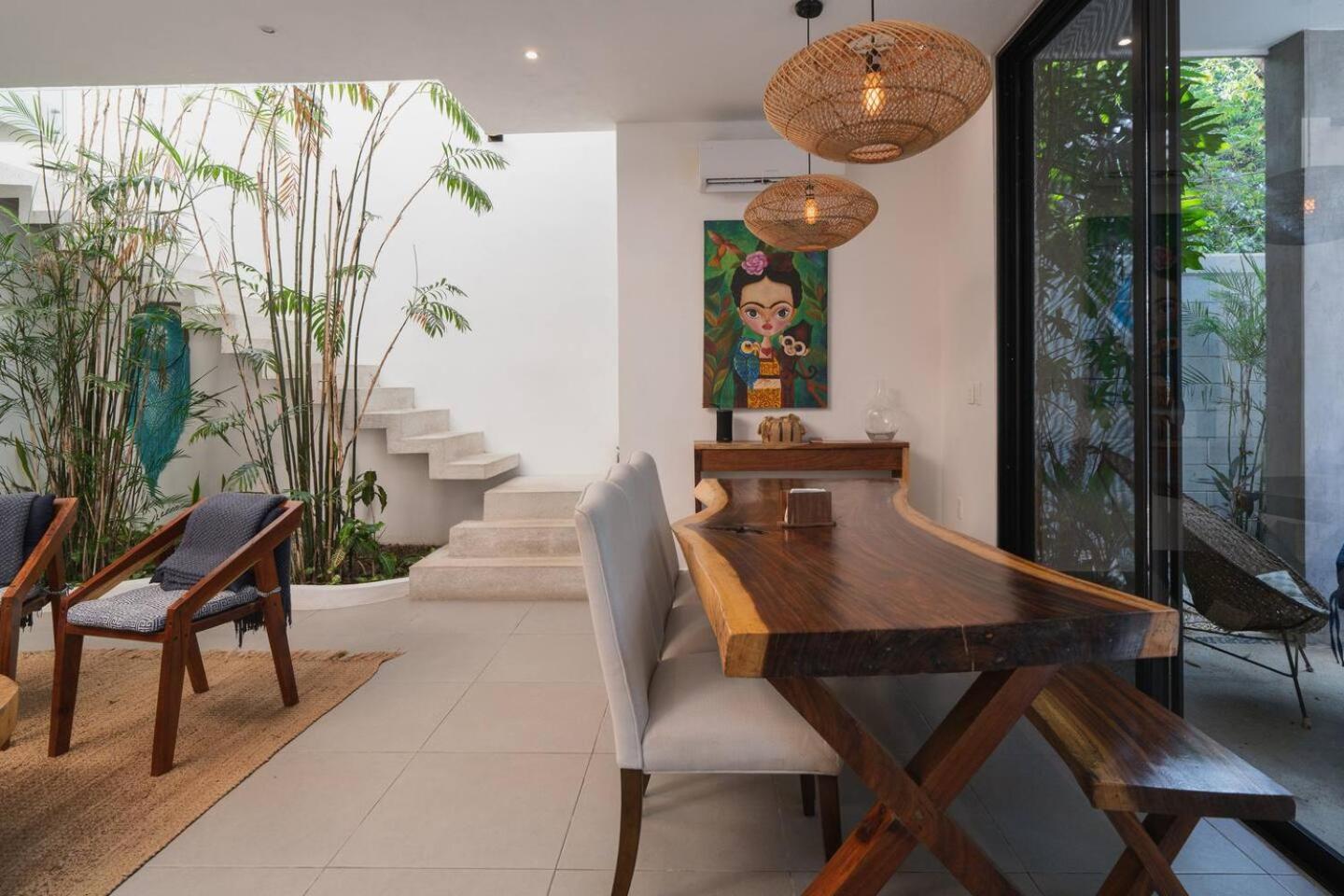 Luxe 3br Private Pool, Gated Community Villa *