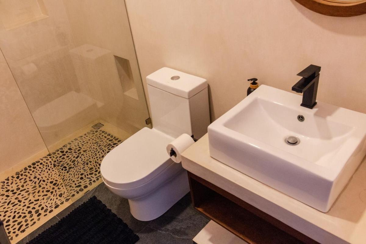 Casa Baay - Private 17 Bedroom House, 34 Pax, Rooftop And Pool * Tulum