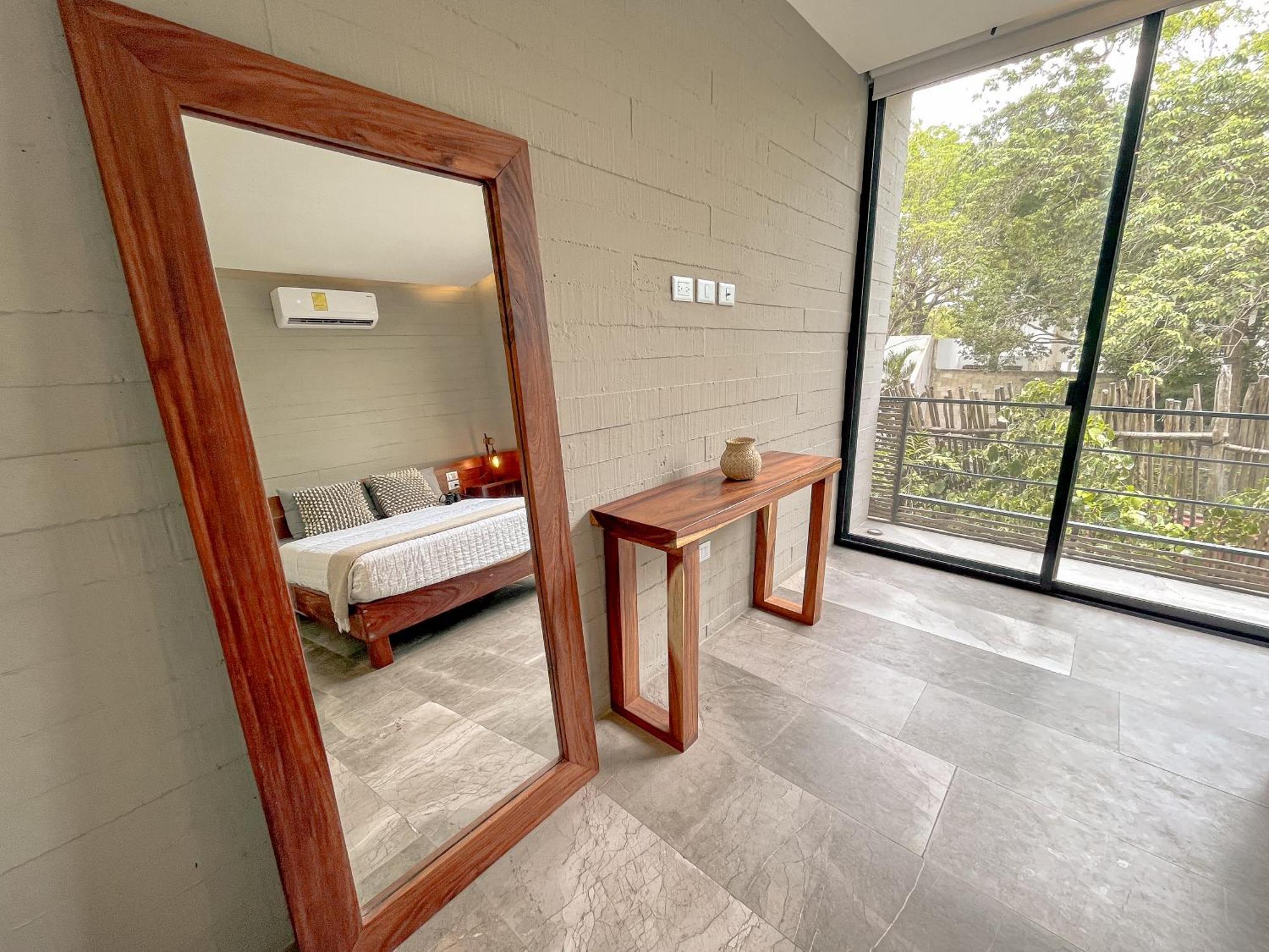 Luxury Penthouse Three-stories At Madara Apartment