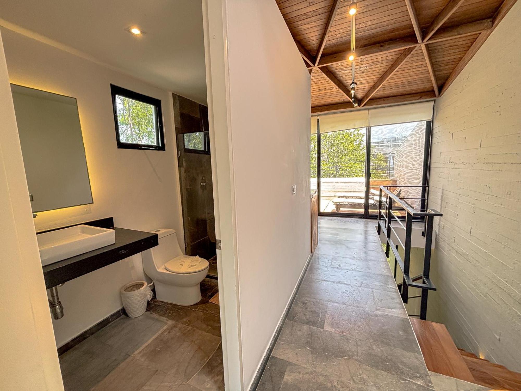 Luxury Penthouse Three-stories At Madara Apartment *