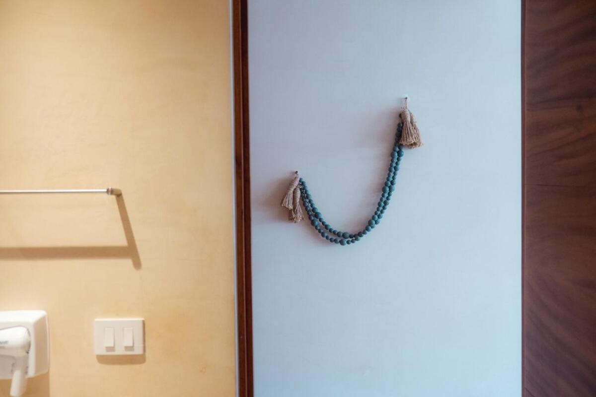 Great Location, Pool And Gym Apartment *