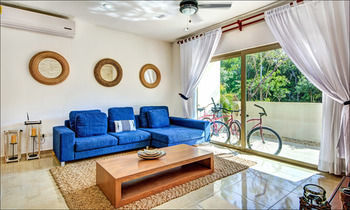 Hotel Nautica 4*