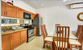 Hotel Nautica 4*