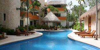 Nautica Hotel