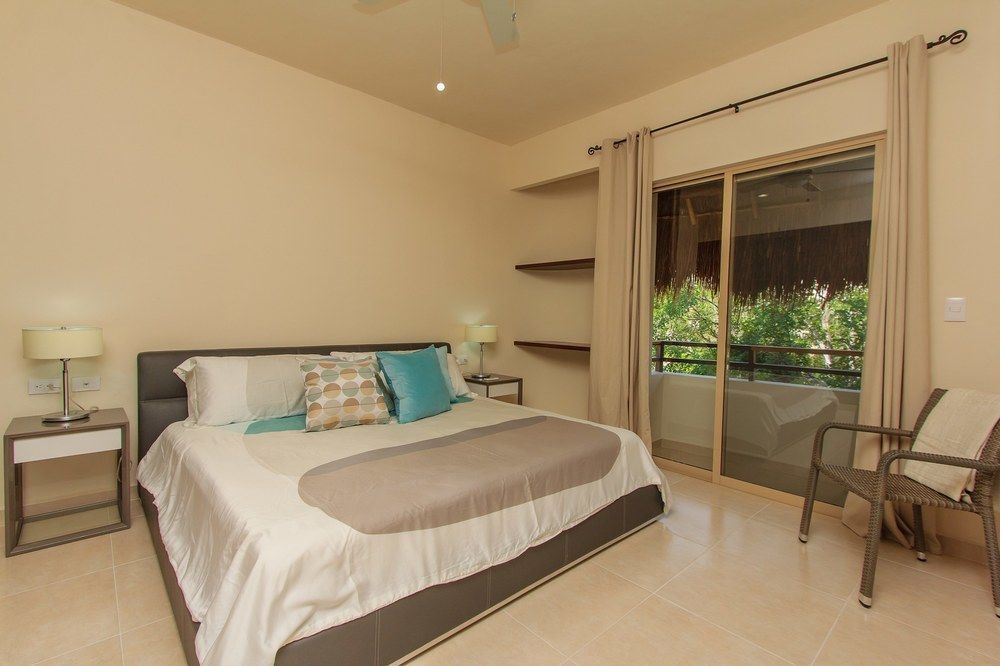 Hotel Perfectly Situated Between The & Town By Stella Tulum