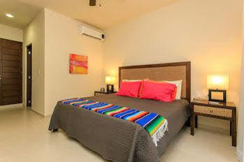 Perfectly Situated Between The & Town By Stella 3* Tulum