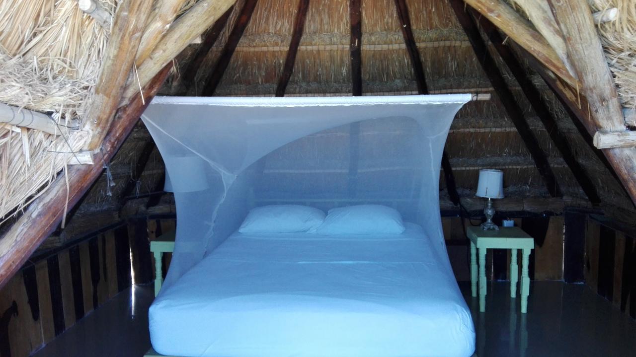Eco Lodge *