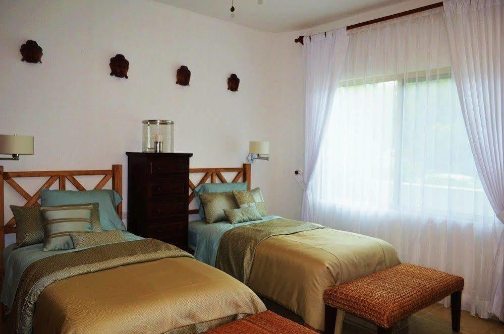 Nautica Hotel