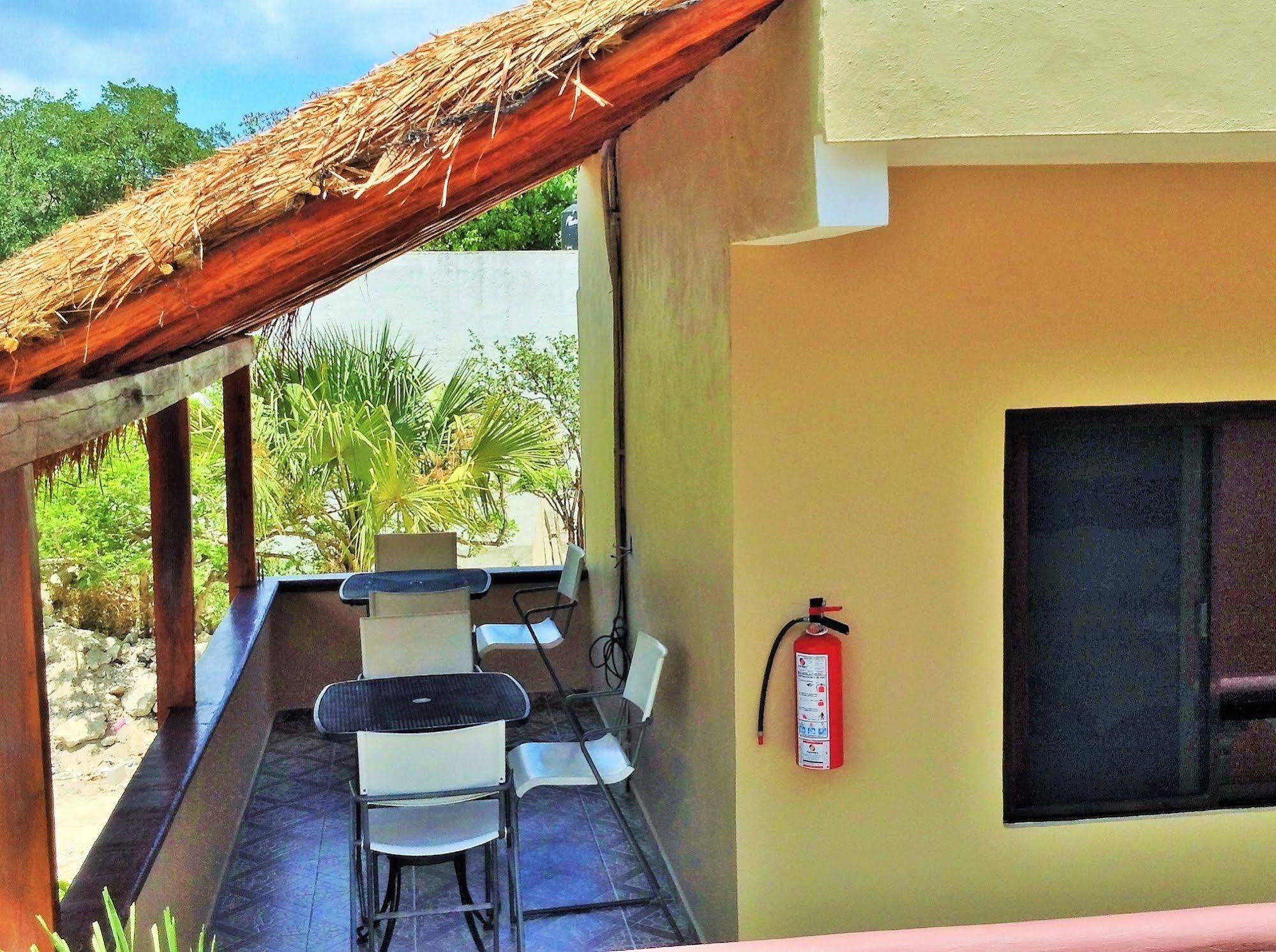 Malix Pek 2* Tulum