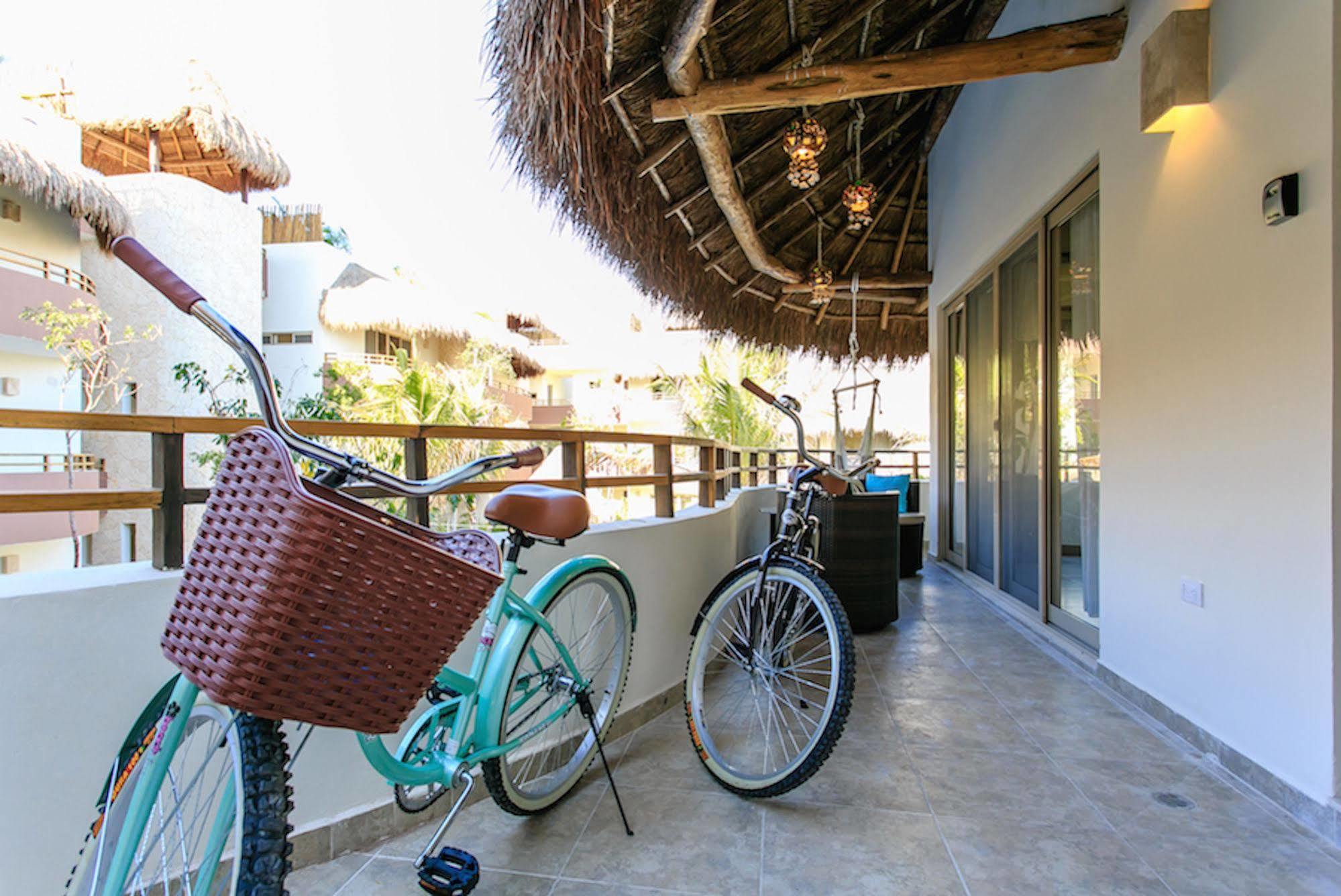 Perfectly Situated Between The & Town By Stella Hotel Tulum