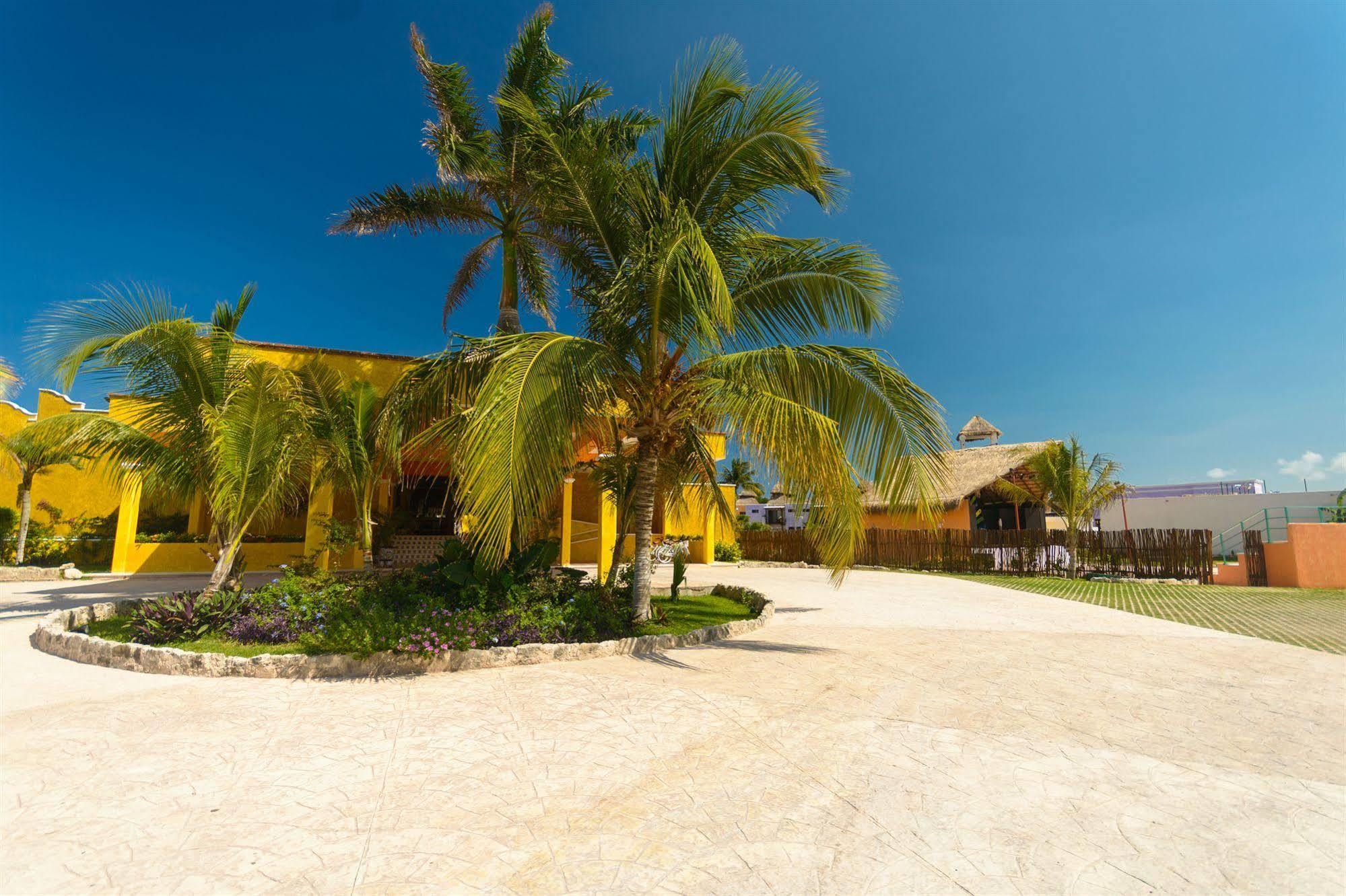 Pavoreal Hotel