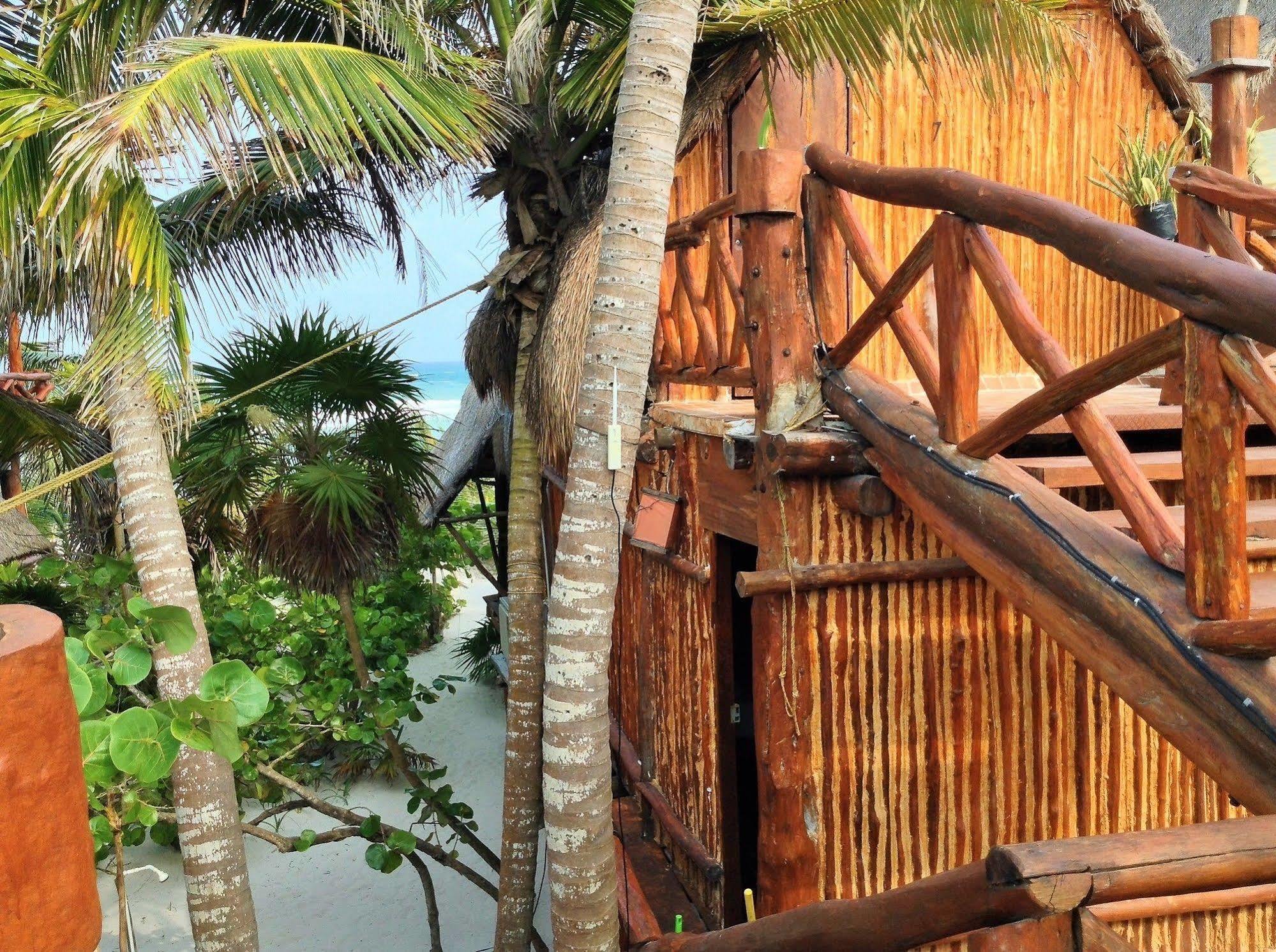 El Caracol Lodge *