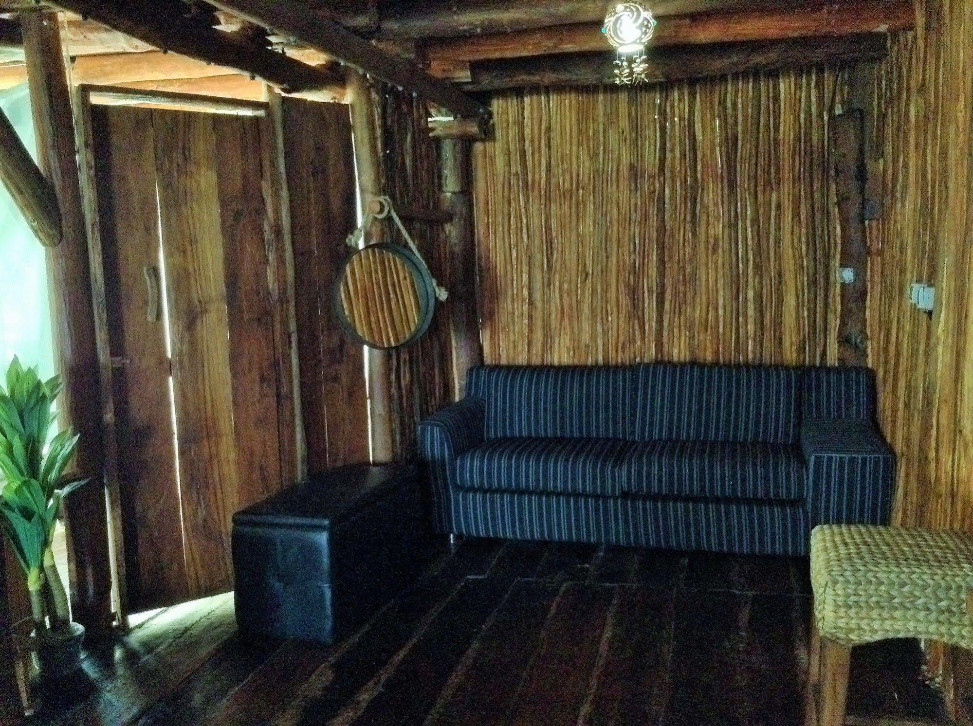 Lodge El Caracol *