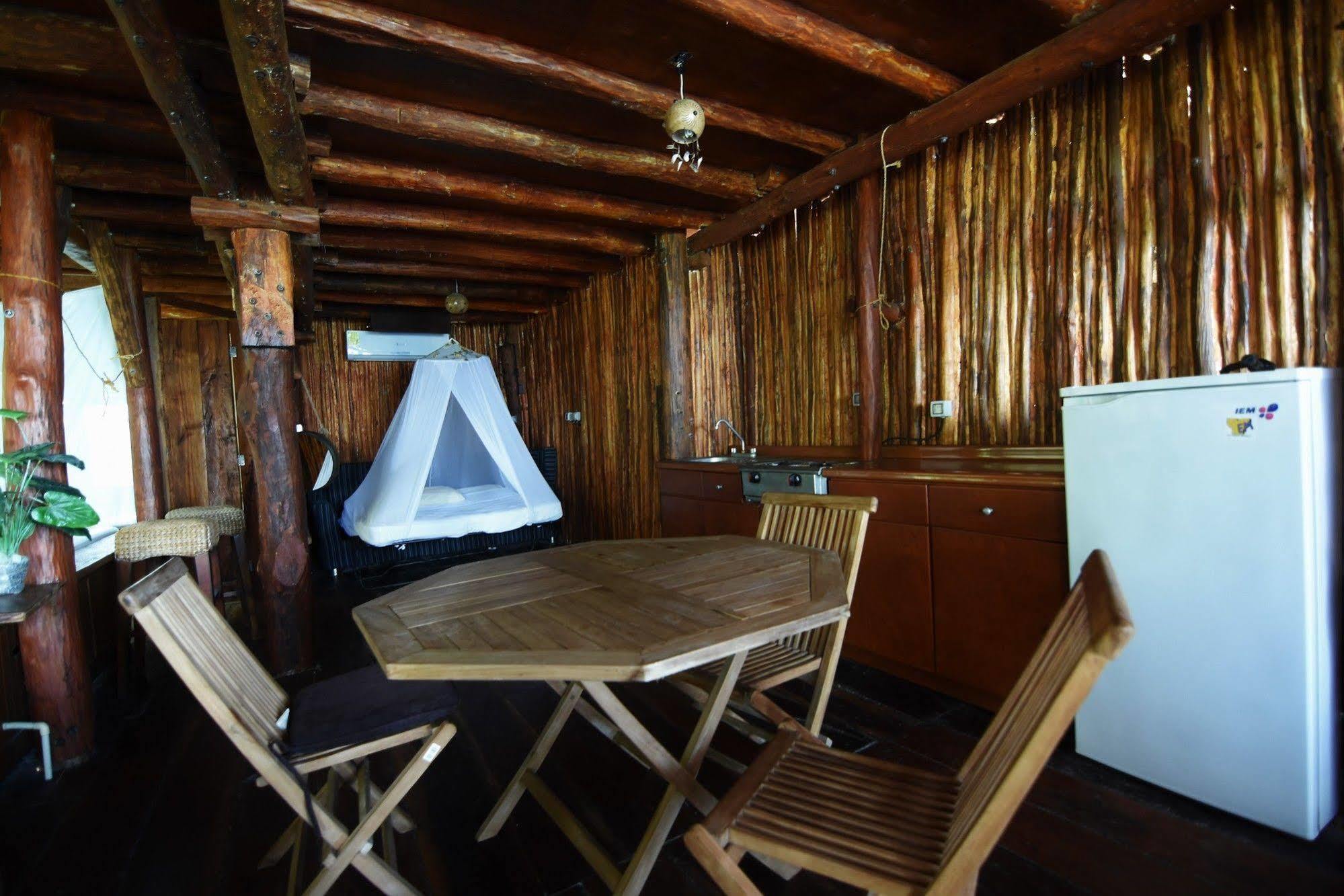 El Caracol Lodge *