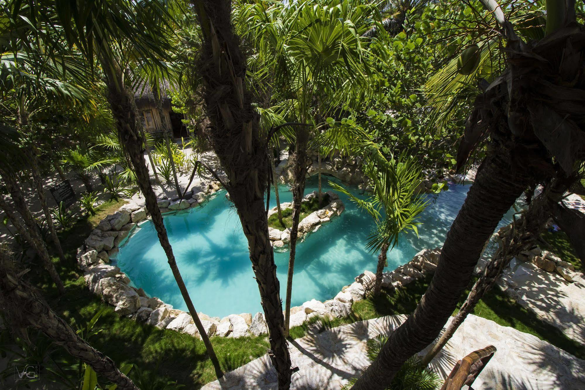Alma Hotel 3*
