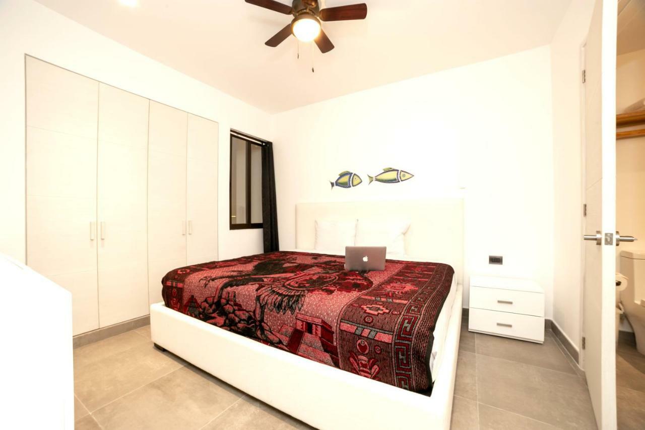 Quinto Sol Luxury By Mikitito *